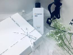 妇女节送什么礼物九游会j9ag(图1)